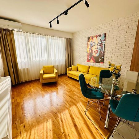 Central Apartment Skopje Ngoại thất bức ảnh