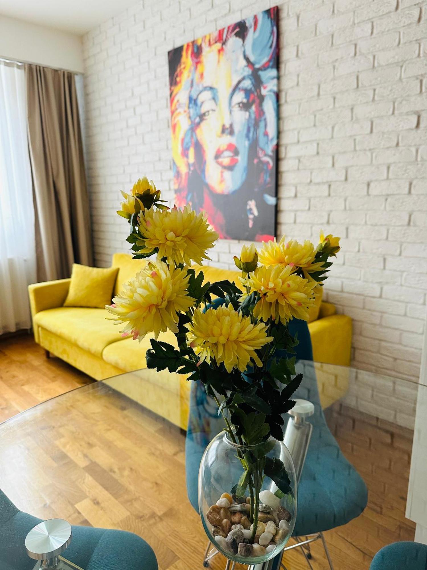 Central Apartment Skopje Ngoại thất bức ảnh